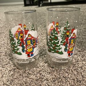 Coca Cola collectible Christmas in Dixie glasses set of 2 tall drinking glasses